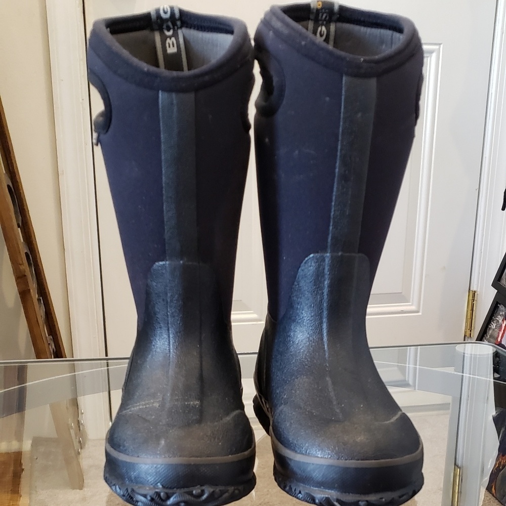 Bogs boots size 11, black